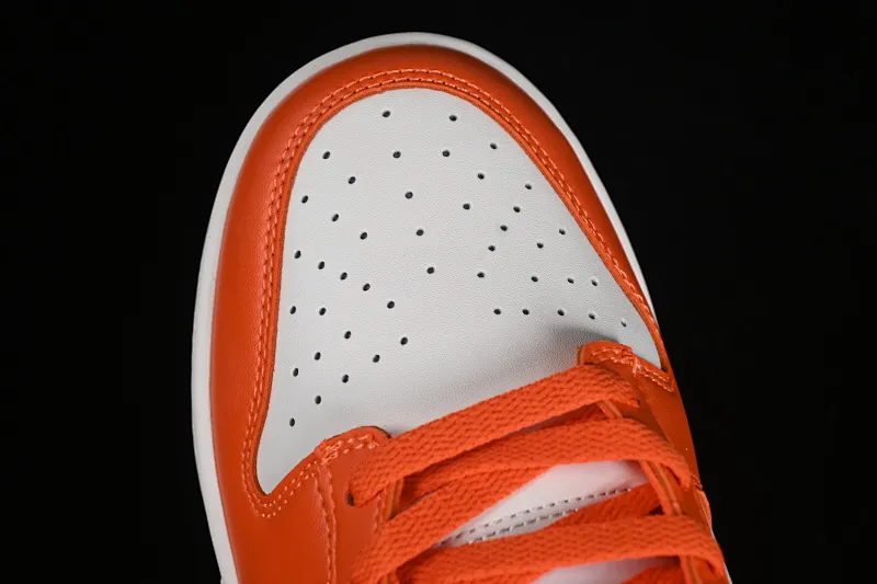 All Categories Nk SB Dunk Series Nk SB Dunk Low Low-top sneakers Nk SB Dunk Low White Orange Black Hook Low-top casual sneakers DH9765-003